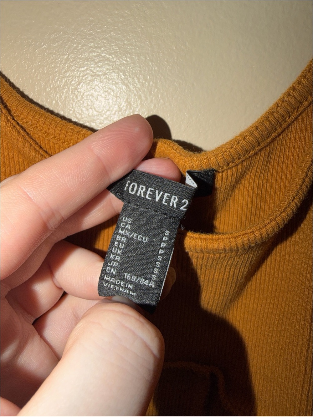 Forever 21 Ribbed Crop Top - Picture 3 of 3